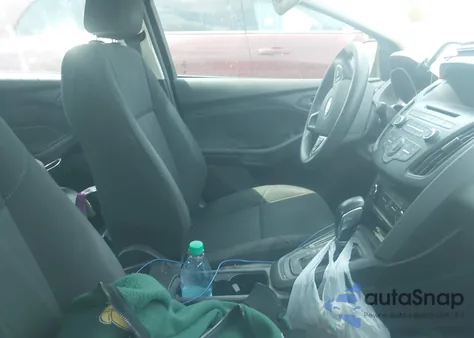 2017 Ford Focus S from USA, damaged, VIN 1FADP3E27HL341615